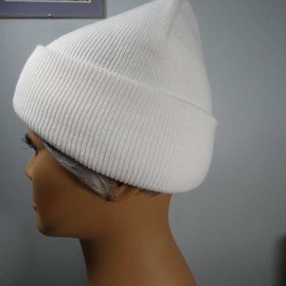 White knit beanie cap with Santa Cruz logo - Picture 4 of 8